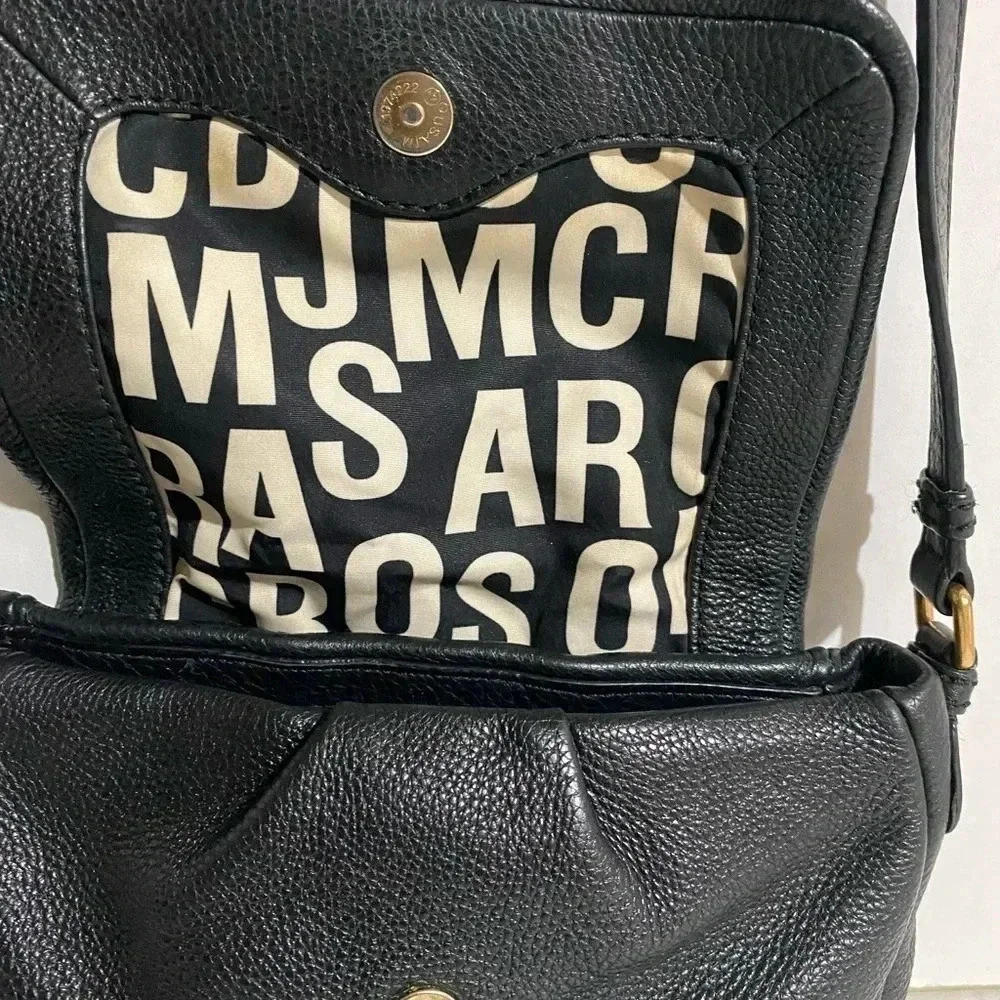 Marc By Marc Jacob’s black leather crossbody handbag